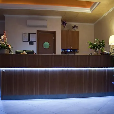 Hotel Aquila 3*
